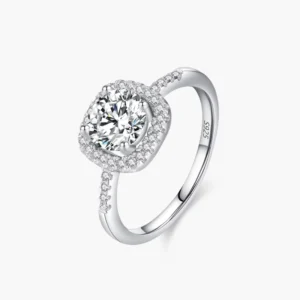 RENSINO 925 Sterling Silver Exquisite Luxury Princess Fang Wedding Ring Fashion Platinum Plated Sparkle Zircon Jewelry For Women
