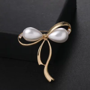 RENSINO Delicate Elegant Sense of Luxury Pearl Brooches Pins Gold Silver Bow Brooch Clothing Accessories Jewelry for Both Men and Women