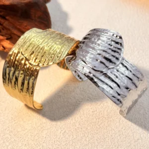 RENSINO European and American Fashion Stainless Steel Bracelet Adjustable in Size Exquisitely Luxurious 18Kgold Plating Opening Bracelet