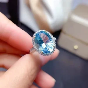 RENSINO European and American Fashionable Women’s topaz Inlaid Ring Simple Design High end Open end Ring Holiday Gift