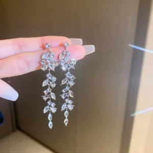 RENSINO Exquisite Leaves Long Tassel Earrings for Women Full Rhinestone Zircon Dangle Earring Party Wedding Jewelry Gifts