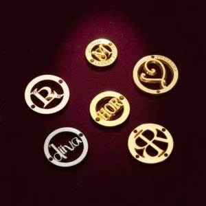 RENSINO Factory Customizable Fashion Labels Brooches Coins For Womens Mens Clothing Sets Bags Luxury Regular Styles Custom Logo Printing