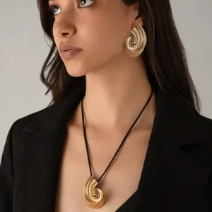 RENSINO Fashion Jewelry Sweet Cool Pull Rose Choker Vintage Necklace Women 18k Gold Sea Shell Long Pendant Necklaces Set Jewelry