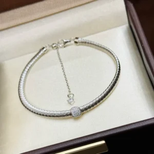 RENSINO Fashionable Trendy Platinum Plated Silver Bracelet with Full Zircon Luxurious and Elegant S925 Pure Silver Bangle for Women