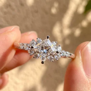 RENSINO French Light Luxury Silver 925 Crowd Around Diamond Jewelry Female 1ct 2ct Sparkle Princess Cut Square Moissanite Wedding Ring
