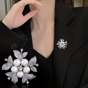 RENSINO High Quality Fashion Silver Plated Jewelry Elegant Crystal Rhinestone Classic Luxury Pearl Brooch