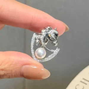 RENSINO Horse Brooch 6-7mm Natural High-quality Brass Freshwater Pearl for Unisex Wedding Gift Pearl Jewelry