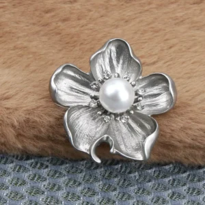 RENSINO Lightweight Luxury Brooch Women’s Simple Vintage Brooch Accessories