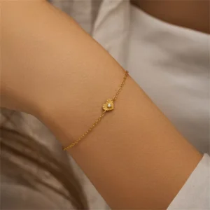 RENSINO Luxury Retro Texture Diamond Jewelry S925 Sterling Silver love Heart Bracelet Female