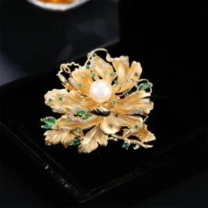 RENSINO Luxury Silver Women’s Trendy Butterfly Shape Brooch Pins with Natural Freshwater Pearl for Weddings Engagements & Anniversaries