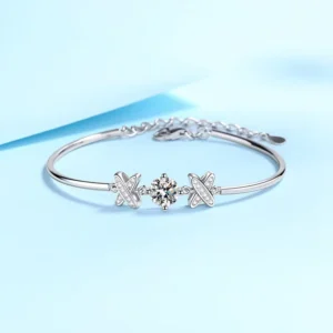 RENSINO Luxury Vintage S925 Sterling Silver Platinum Chain Fashion Clover Jewelry 1CT VVS1 D Color Round Cut Moissanite Bracelet
