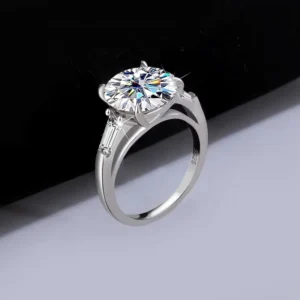 RENSINO New Luxury 925 Sterling Silver Platinum Plated Brilliant Cut 5CT Moissanite Ring for Women Valentine’s Day Wedding Jewelry