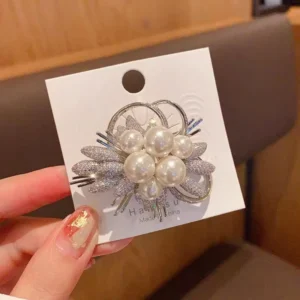 RENSINO New Niche High-end Original Design Pearl Alloy Plating Brooch with Floral Camellia Decoration From Manufacturer