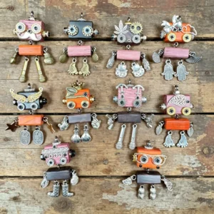 RENSINO Punk Robot Handmade Alloy Pendant Wooden Head Necklace Mobile Phone Chain Keychain Metal Pendant Metal Craft