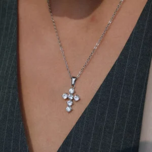 RENSINO Religious Hypoallergenic Unisex Cubic Zircon 316 Stainless Steel Silver Cross Pendant Necklace