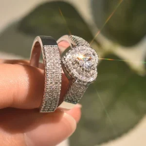 RENSINO Romantic Women’s 18K White Gold Plated Sparkling Bridal Ring Set Heart Shaped Halo Zirconia Engagement Band Copper Jewelry Gift