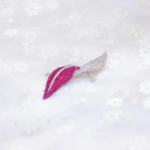RENSINO S925 Silver Ruby Zircon Brooch Color-Blocking Leaf Design Light Luxury High-End Jewelry Unisex Wedding Gift