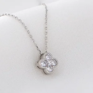 RENSINO S925 Sterling Silver Four leaf Clover Pendant Necklace Women Zircon Flash Pendant Necklace