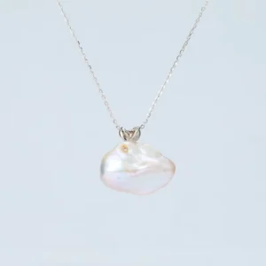 RENSINO Temperament Niche Luster Super Beautiful Fishtail Baroque Freshwater Pearl S925 Sterling Silver Necklace Pendant