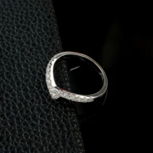 RENSINO Women’s 925 Sterling Silver 1Ct VVS Brilliant Cut Cubic Zirconia Channel Set Ring