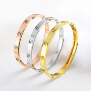 RENSINO Women’s Adjustable 18K Gold Plated Stainless Steel Cross Bracelet Hypoallergenic Waterproof Nail Chain Bangles