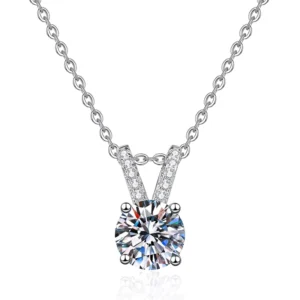 RENSINO XL264 925 Sterling Silver Necklace 4-Claw Simple Rabbit Ears Moissanite Pendant 1 Carat Versatile Clavicle Chain Fine Jewelry